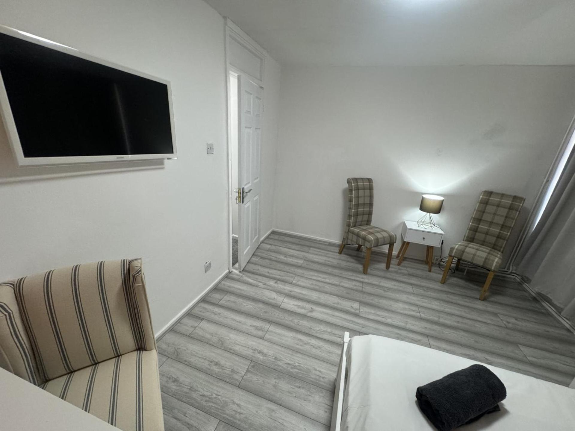 Tottenham Velvet Suites Лондон Екстериор снимка