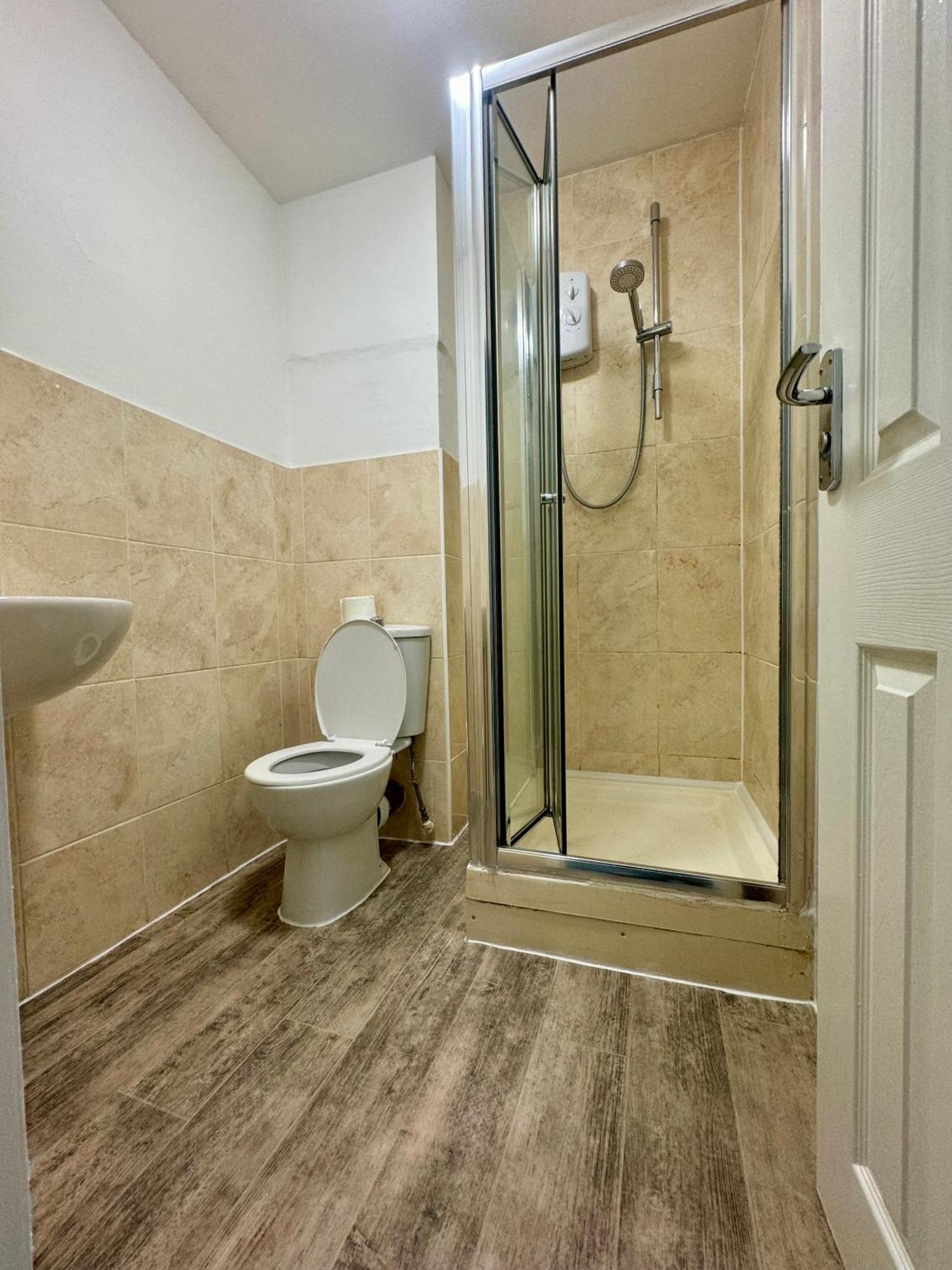 Tottenham Velvet Suites Лондон Екстериор снимка