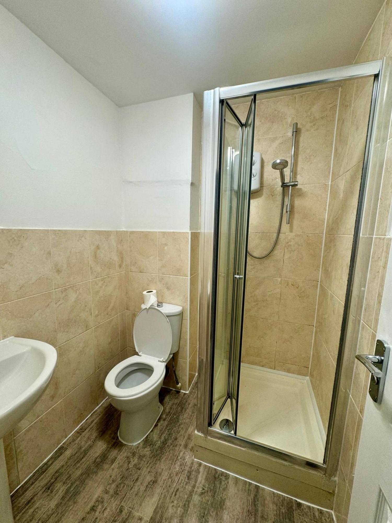Tottenham Velvet Suites Лондон Екстериор снимка