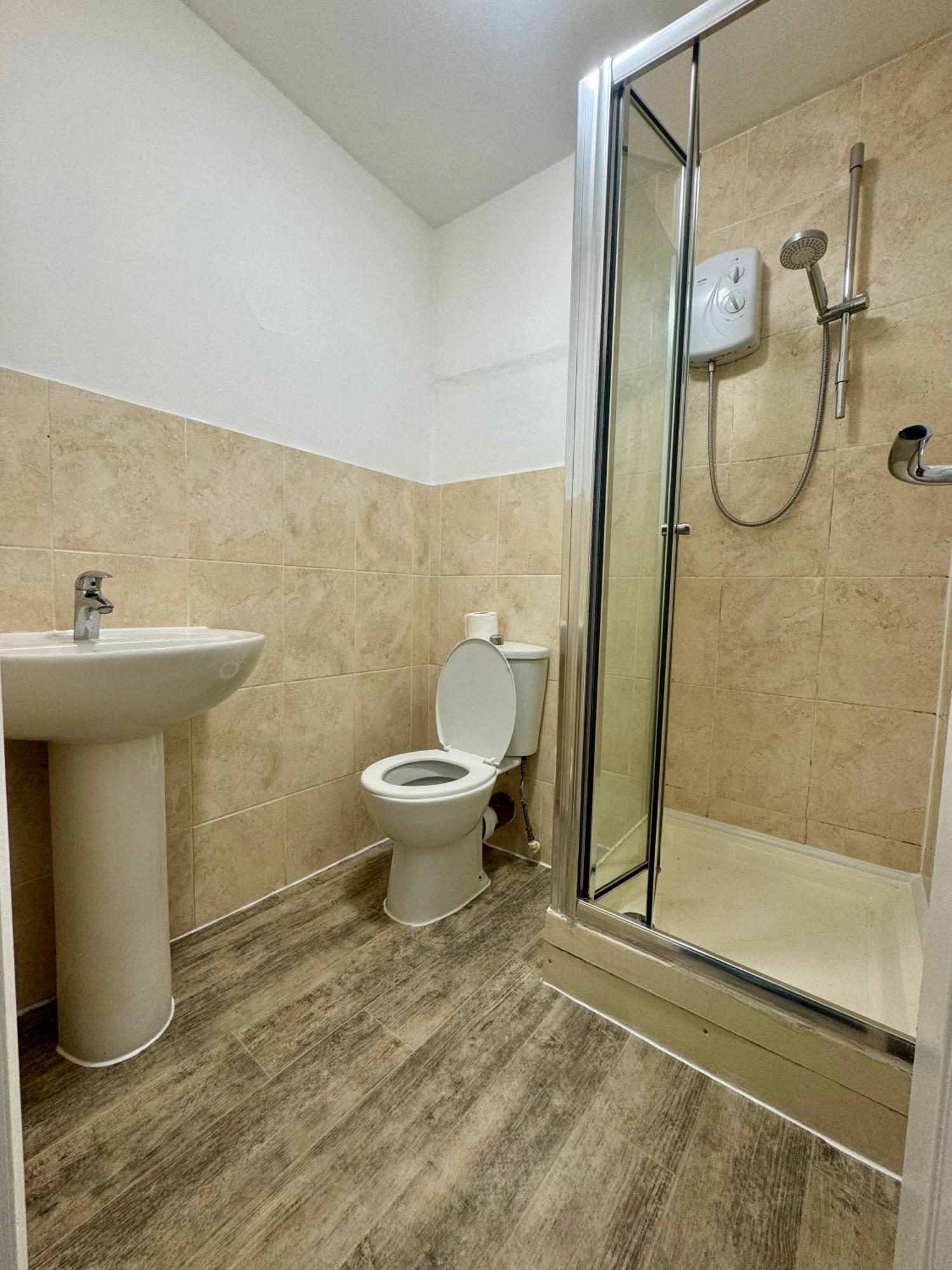 Tottenham Velvet Suites Лондон Екстериор снимка